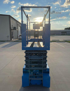 Marque de premier plan Genie GS-3232 |   Fournisseur de plateformes élévatrices à ciseaux pour entrepôts - Product Image 1