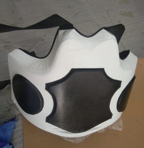 อุปกรณ์ป้องกันหน้าอกหนังแท้สำหรับผู้ชายสำหรับฝึกมวยผลิตภัณฑ์ชกมวยระดับพรีเมี่ยม - Product Image 1