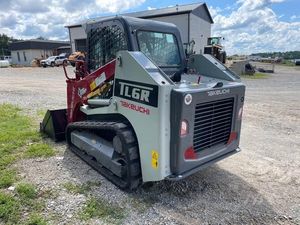 TAKEUCHI TL6R Mini-chargeuse compacte sur pneus, moteur Kubota, pompe PLC, capacité de charge 2 tonnes, godet 8 tonnes, roulement, boîte de vitesses, en vente en France - Product Image 4