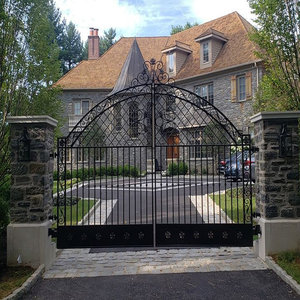 Casa de diseño de puerta principal con puertas de hierro fabricadas en Vietnam utilizando materiales locales y artesanía calificada - Product Image 5