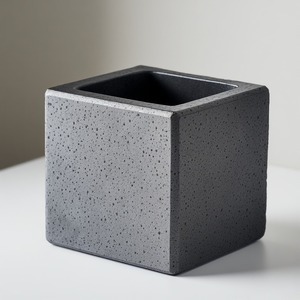 Porte-brosse à dents en métal moderne et durable pour des espaces de salle de bain organisés avec un rangement soigné - Product Image 5