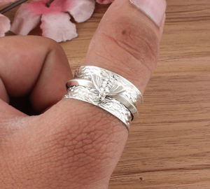 Bague grenat rouge en argent sterling Bague en pierre rectangulaire, bijoux de pierres précieuses faits à la main femme idée cadeau - Product Image 3