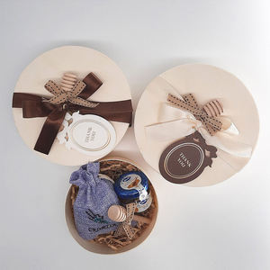 Hộp quà Giáng sinh tròn bằng gỗ thân thiện với môi trường, in logo tùy chỉnh - Product Image 3