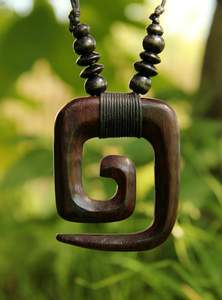 COLLIERS FROIDS POUR FEMMES HOMMES NATUREL GRAND BOHO TRIBAL SONO Pendentif EN BOIS sur cordon réglable Collier fait main - Product Image 3