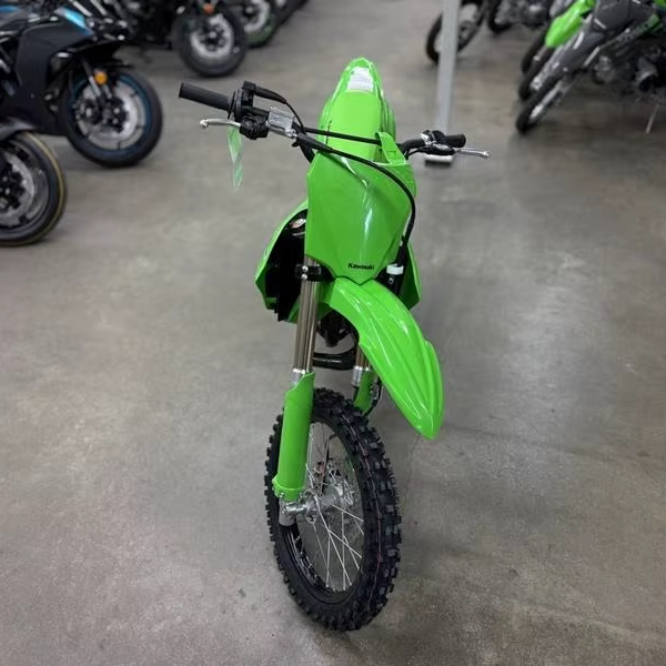 Высокопроизводительный двухтактный мотоцикл Kawasakis KX85 84cc