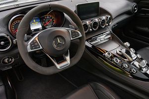 Mercedes-AMG GT C Coupé 2018 Usado en Excelentes Condiciones, 31k Millas, Motor V8 Twin-Turbo, Paquete AMG Dynamic Plus, Tuning ECU AlpineMMS Stage 2 - Product Image 4