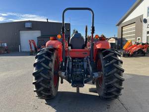 2017 pour tracteur 4x4 M5-111HD12-1-Tracteur utilitaire haute performance 110.5HP pour l'agriculture professionnelle - Product Image 3