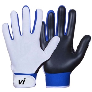 Gants de football gaélique de couleur personnalisée avec poignées en latex sur la paume, design personnalisé, vente en gros de gants GAA - Product Image 5