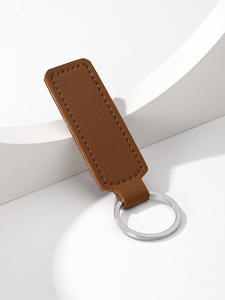 Porte-clés en cuir vintage simple personnalisé avec logo estampé à chaud, porte-clés durable en PU, bracelet porte-clés - Product Image 4