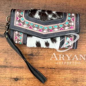 Belle conception usinée à la main sculpture portefeuille pochette élégant portefeuille en cuir de fourrure de vachette multi-usages portefeuilles en cuir occidental - Product Image 1