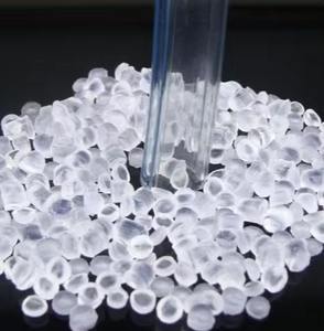 Desechos de plástico PET/copos de botellas para mascotas lavados en frío y en caliente/copos de PET reciclados transparentes - Product Image 1