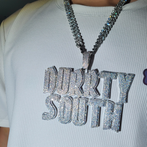 Colgante de Lujo para Niños con Nombre DURRTY SOUTH, con Incrustaciones de Moissanita de 30 Quilates, en Oro Blanco, Joyería Hip Hop con Brillo de Diamantes - Product Image 4