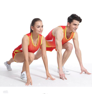 Ensembles d'uniformes d'athlétisme professionnels sublimation prix de gros conception personnalisée uniformes de course à pied - Product Image 2