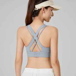 Sujetador deportivo de alto impacto para mujer, con relleno fijo, espalda cruzada y tiras, ideal para yoga, running y entrenamiento. ¡Gran oferta! - Product Image 4