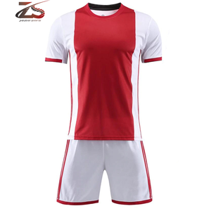 Uniforme original de alta calidad de último diseño personalizado en Pakistán - Product Image 3