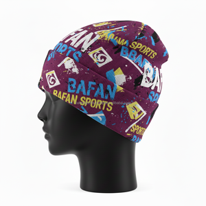 Bonnet pour femme en tissu tricoté doux 250 GSM, imprimé sur toute la surface, multicolore avec patch logo personnalisé, bonnet jacquard - Product Image 5