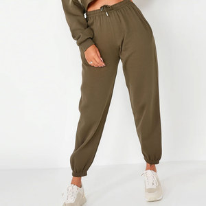 Conjunto de Sudaderas Cortas para Mujer de la Mejor Calidad, Hechas de Algodón, Ligeras y de Talla Grande - Product Image 5