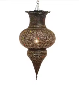 Lámpara colgante de diseño elegante, lámpara colgante marroquí decorativa, lámpara de metal hecha a mano, decorativa para boda de Azora Industries - Product Image 4