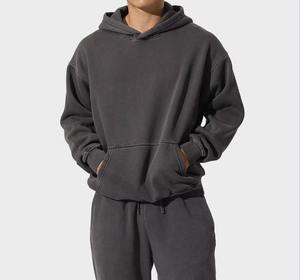 Ensemble de vêtements de sport à capuche haut de gamme 100% coton pour hommes, survêtement unisexe 2 pièces ample et respirant avec logo personnalisé pour la saison d'hiver - Product Image 2