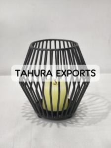 Bougeoirs en fil métallique avec inserts en verre pour brûler en toute sécurité des motifs de Noël élégants Tailles de couleurs personnalisables pour la décoration intérieure - Product Image 4