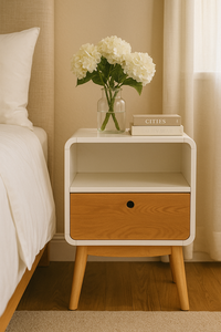 Table de chevet moderne en MDF éco-responsable et durable, placage frêne, accents blancs en bois d'hévéa, couleur naturelle, mobilier de chambre pour hôtel et appartement - Product Image 2