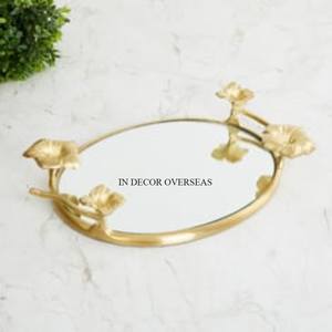 En gros Vente En Vrac Plaqué Or Fleurs Designer Encadré Ovale Forme Miroir Plateau De Service Maison Et Hôtel Ustensiles De Cuisine Fournitures - Product Image 2