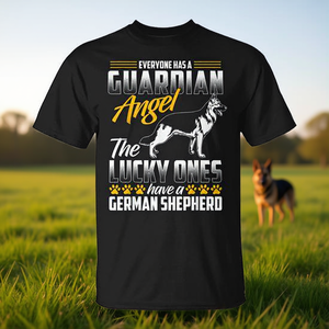 Camiseta de Pastor Alemán con diseño de ángel guardián, algodón negro, ajuste unisex - Product Image 3