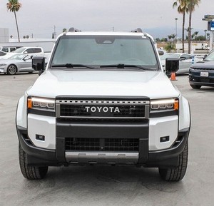 Toyota Land Cruiser 4WD 2025 - Product Image 1