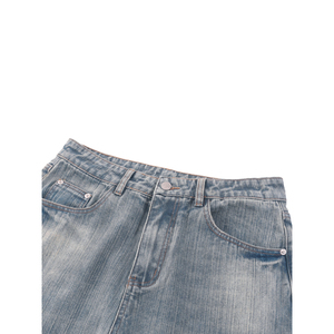Jeans en denim délavé vintage pour femmes - Product Image 3