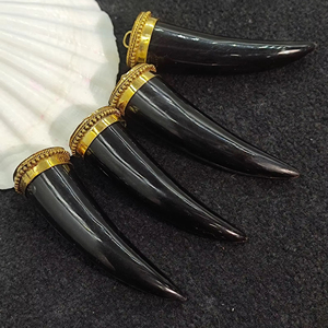 Collar con Colgante de Cuerno de Búfalo, Joyería Tribal Natural y Sostenible para Mujer, Alta Calidad - Product Image 1