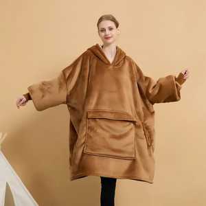 Manta de Microfibra Afelpada de Felpa de Coral con Mangas, Manta Extra Grande con Capucha para Exteriores, Manta con Capucha para Ver Televisión - Product Image 1