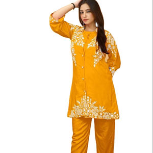 Chikan Kari estilo bordado trabajo pesado rayón tela estilo cultural occidental longitud media moda Kurti y parte inferior a precio mayorista - Product Image 1