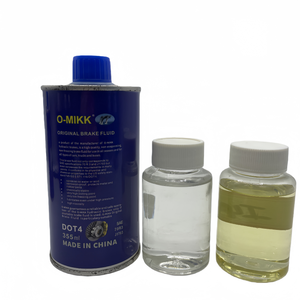 <span class=keywords><strong>Liquide</strong></span> de <span class=keywords><strong>frein</strong></span> de haute qualité <span class=keywords><strong>DOT</strong></span> <span class=keywords><strong>4</strong></span> <span class=keywords><strong>DOT</strong></span> <span class=keywords><strong>3</strong></span> OEM Factory pour les marchés automobiles mondiaux - Product Image 5