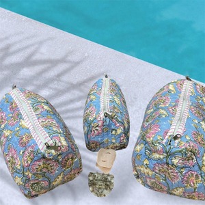 กระเป๋าเครื่องสำอางสีฟ้าใสทำด้วยมือ, ผ้าฝ้ายความจุสูงเป็นมิตรกับสิ่งแวดล้อมพิมพ์ลายบล็อกปิดซิปกระเป๋าเครื่องสำอางกันน้ำทนทาน - Product Image 3