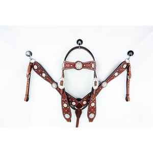 Plastron en cuir de cheval de qualité supérieure avec cristal de couleur marron et conchos dans une vente au meilleur prix - Product Image 1