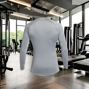 Camiseta Deportiva para Hombre, Moderna y de Alta Venta, Elástica, de Secado Rápido, para Entrenamiento Físico y Uso Diario - Product Image 4