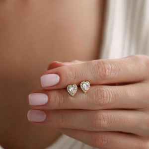 Boucles d'oreilles pendantes en argent sterling 925 plaqué or 14 carats, motif cœur pavé, cadeau pour elle - Product Image 1