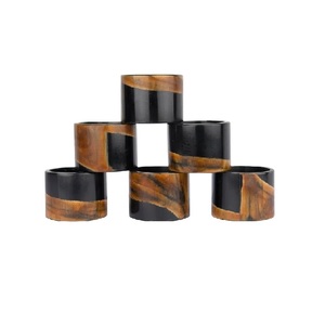 Servilletero de madera y resina de diseño único de gran oferta, fabricante de la India, servilletero marrón liso barato hecho a mano de madera de acacia - Product Image 1