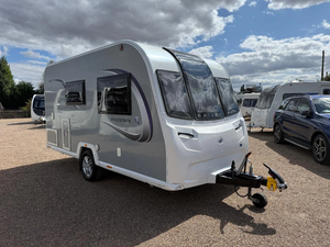 Achetez en gros : Caravane familiale tout-terrain à toit rigide, remorque de voyage tout-terrain, caravane à vendre, CARAVANE DE TOURISME - Product Image 1