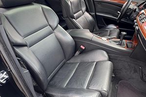 รถมือสอง BMW M5 ปี 2008 พวงมาลัยซ้าย/ขวา - Product Image 3