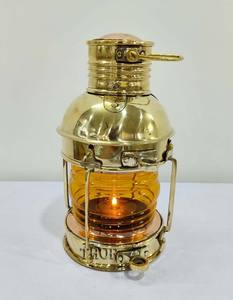 Linterna de vela colgante de bronce y latón Linterna decorativa dorada con vidrio para uso doméstico Centro de mesa o decoración de pared - Product Image 1