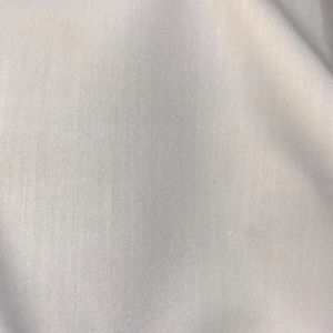 Approvisionnement en vrac abordable en tissu de chemise Lexus Japan Premium pour les marchés internationaux (largeur de 58 pouces) - Product Image 1