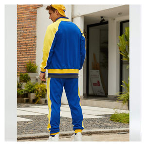 ชุดวอร์มลายพรางแบบ 2 in 1 สำหรับผู้ชาย พิมพ์ลายแบรนด์ตามสั่ง ซิปเต็มตัว อุ่นสบาย ระบายอากาศได้ดี เหมาะสำหรับกิจกรรมกลางแจ้ง แฟชั่นกีฬา สำหรับฤดูใบไม้ผลิ - Product Image 5