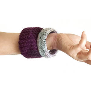 Pulsera de Punto Informal para Uso Diario, Tejido de Punto Ligero, Sensación Suave, Diseñada para Comodidad Diaria y Uso a la Moda - Product Image 2