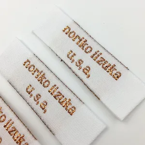 Fabricant propre entretien des jeans pas cher coût lavage fer Stock chapeau vêtements Designer tailles différentes étiquette pliante centrale pour tous les vêtements - Product Image 1