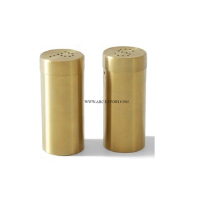 Juego de cocina de sal y pimienta de cocina decorativa de mesa chapada en oro más vendida de 2 Hogar y resorts mesa de comedor sal especia herramienta de cocina - Product Image 1