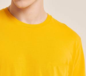 T-shirt à manches courtes en jersey col rond 100% coton décontracté pour homme Style de rue anti-rides avec logo personnalisé - Product Image 5