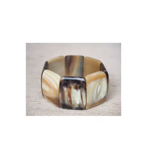 Brazalete de cuerno Pulsera de cuerno de calidad estándar Diseño increíble Fabricante hecho a mano La mejor calidad por artesanía creciente - Product Image 2