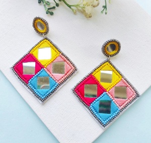 Joyería Artesanal con Cuentas Múltiples para Niñas y Mujeres, Tamaño Personalizado para Regalo de Fiesta, Hecho en India - Product Image 2