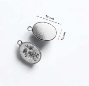 จี้วินเทจสำหรับผู้หญิงประดับทองเหลืองชุบทองพร้อมเพทาย - Product Image 2